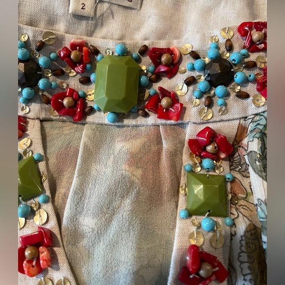 Nanette Lepore Beaded Neckline w/ Keyhole design & Silk & Metallic Fabric Size 2 - Picture 6 of 10